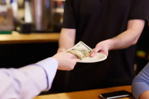 restaurant tip 1681920531 1974