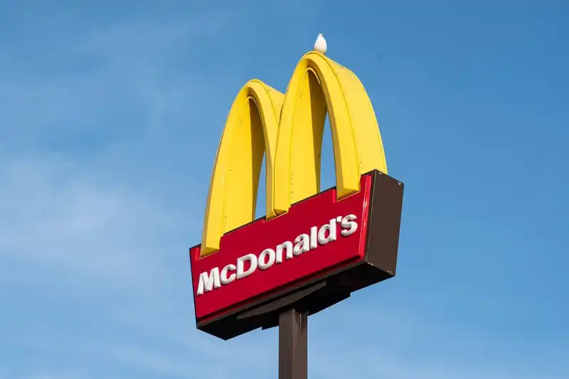 staffing challenges in quick service restaurants 1683920422 2149