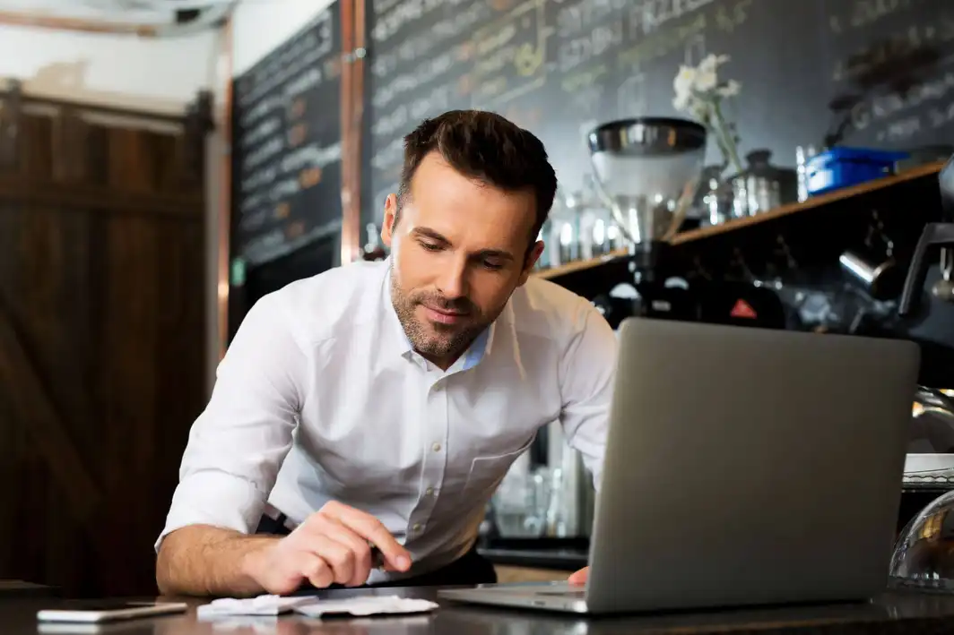 Faster & Smarter All-in-one Solution To Manage Cash & Sales